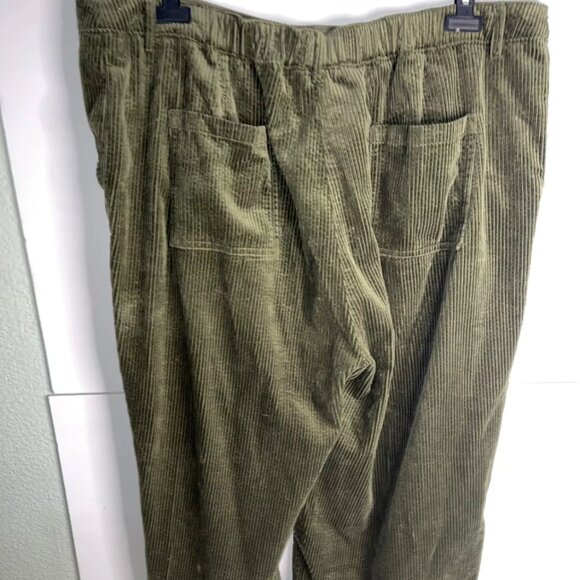 Seasalt Cornwall Asphodel Cord Trousers in Highland (olive green) - Picture 8 of 15